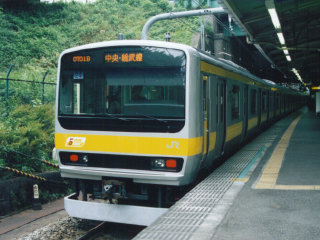 四ツ谷を発車した0701Bミツ24 (92KB)
